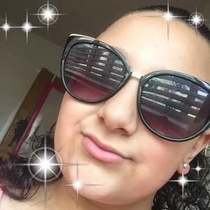 Meet your Posher, Amina